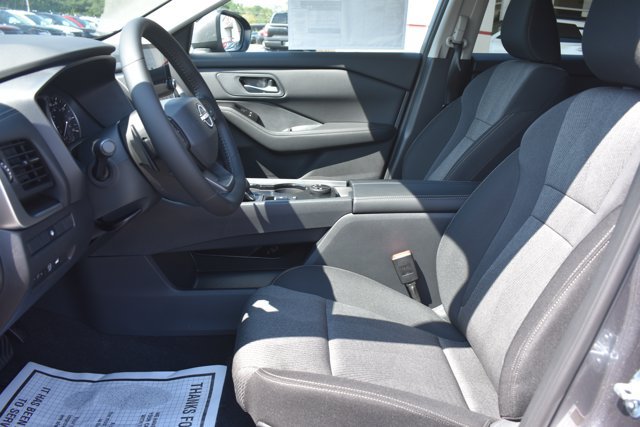 New 2026 Nissan Rogue SV AWD/4WD image 13