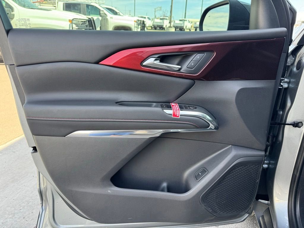 New 2026 Chevrolet Traverse Z71 AWD/4WD image 14