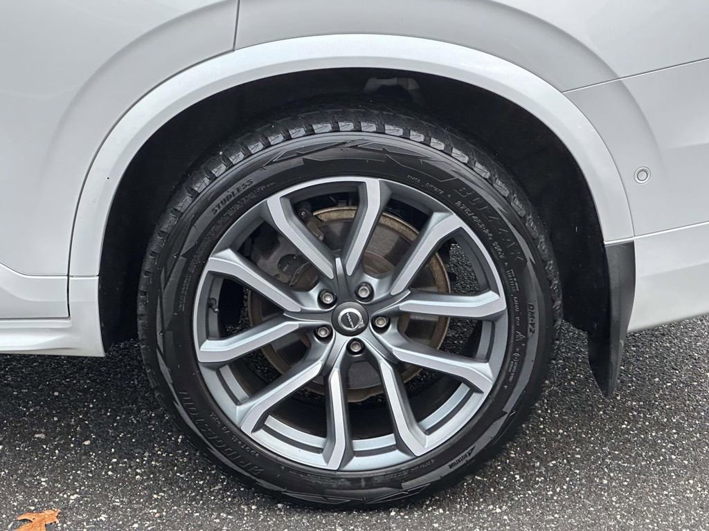 Used 2019 Volvo XC90 T6 Momentum w/ Advanced Package image 9