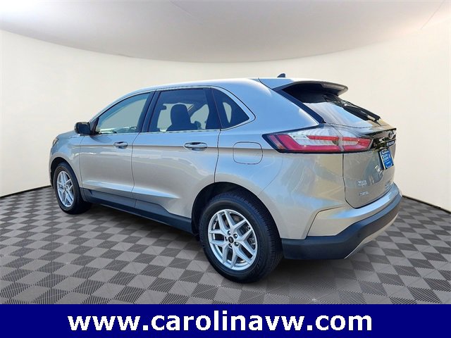 Used 2023 Ford Edge SEL image 4