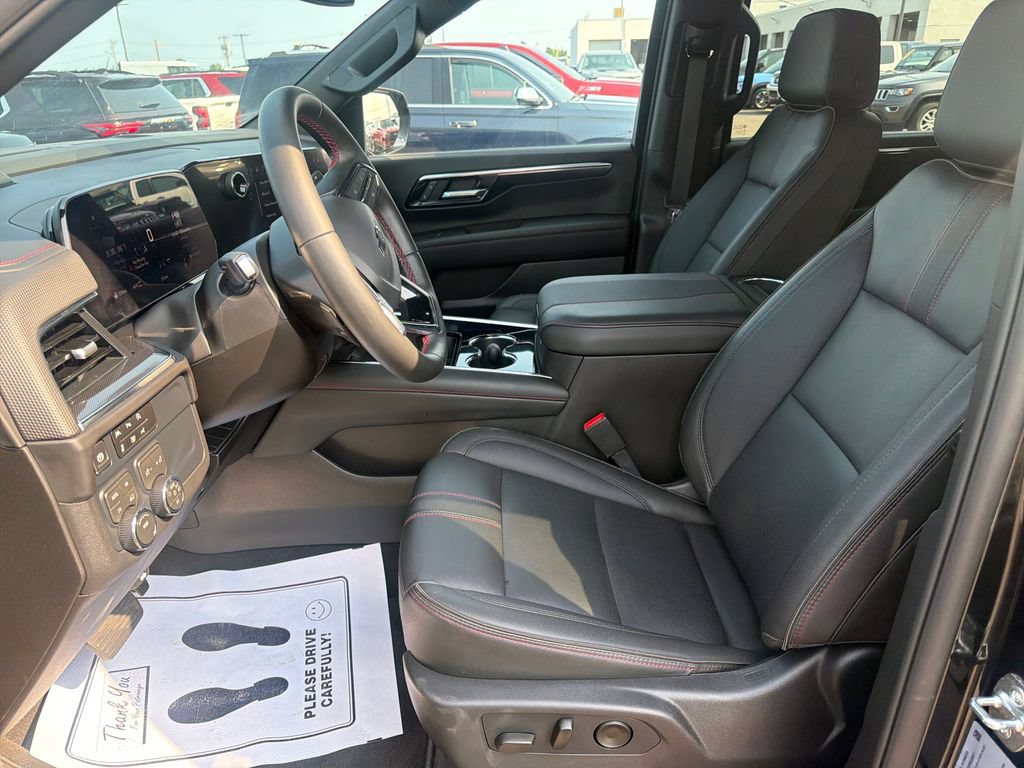 New 2026 Chevrolet Suburban RST w/ Comfort Package AWD/4WD image 16