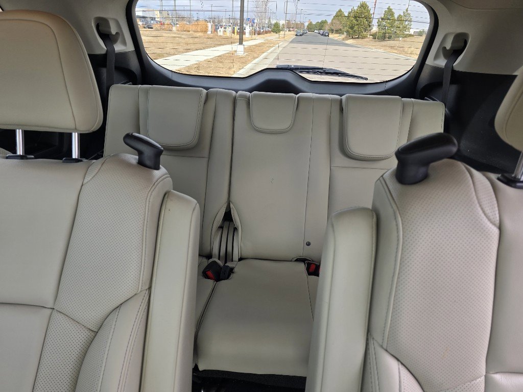 Used 2019 Subaru Ascent Limited image 16