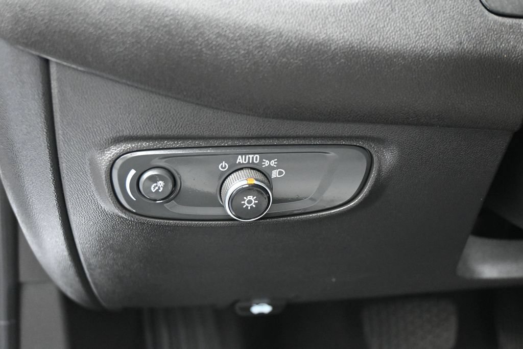 Used 2024 Chevrolet Equinox LS FWD image 16