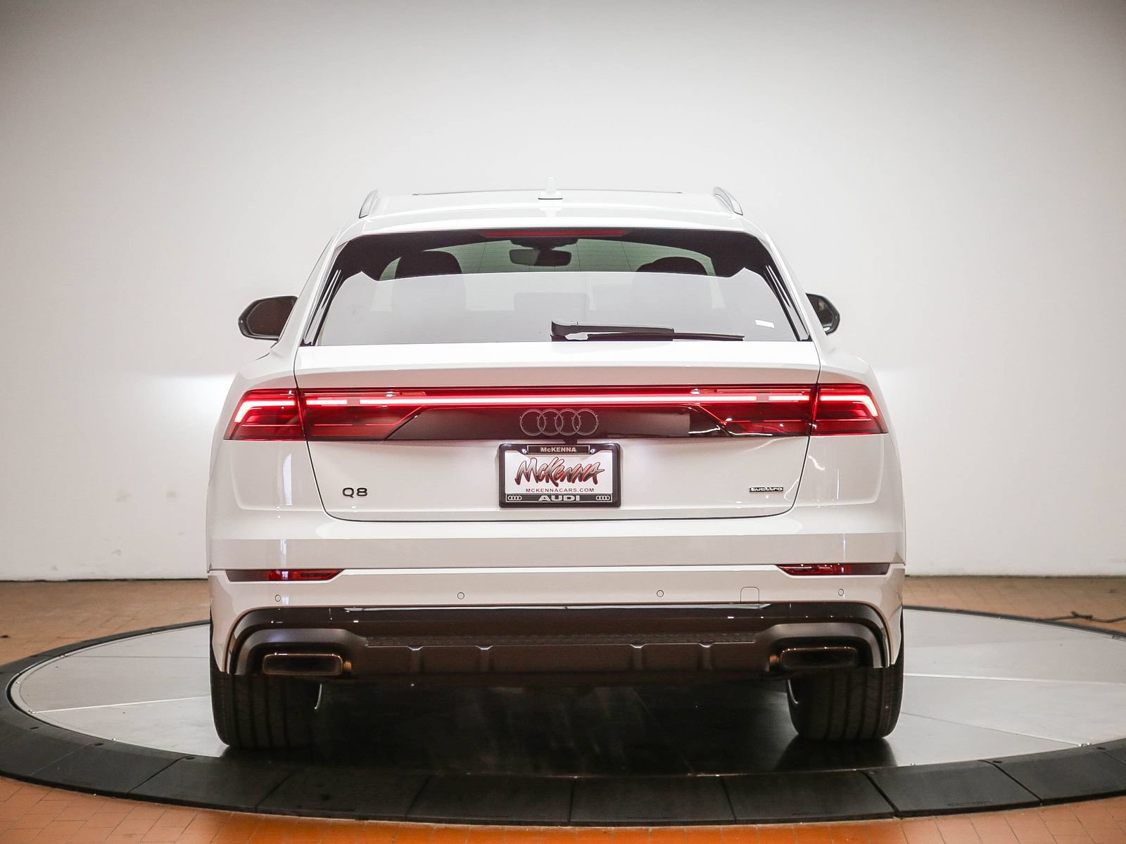 New 2026 Audi Q8 Premium Plus AWD/4WD image 3