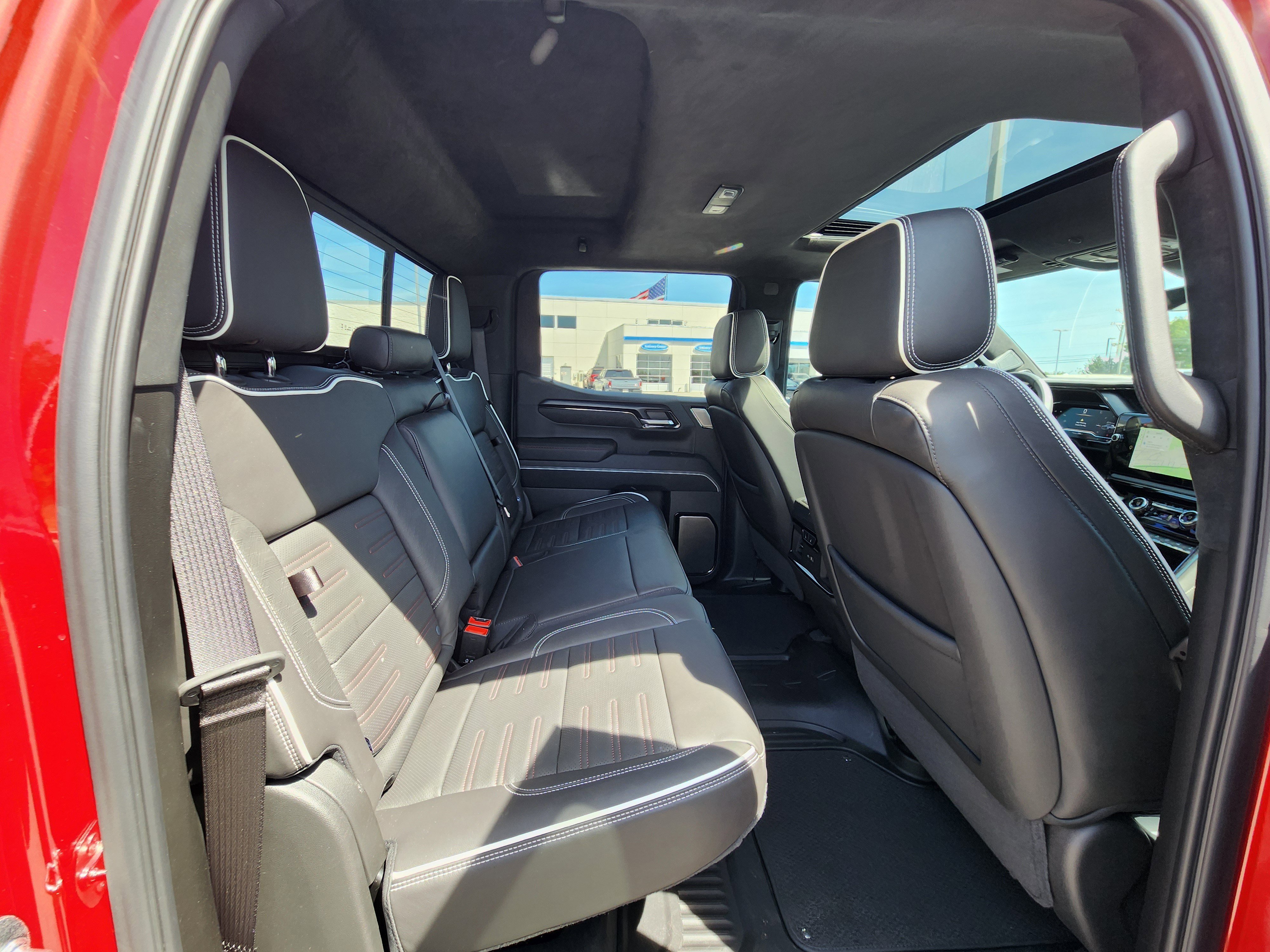 Used 2025 GMC Sierra 1500 AT4X AWD/4WD image 17