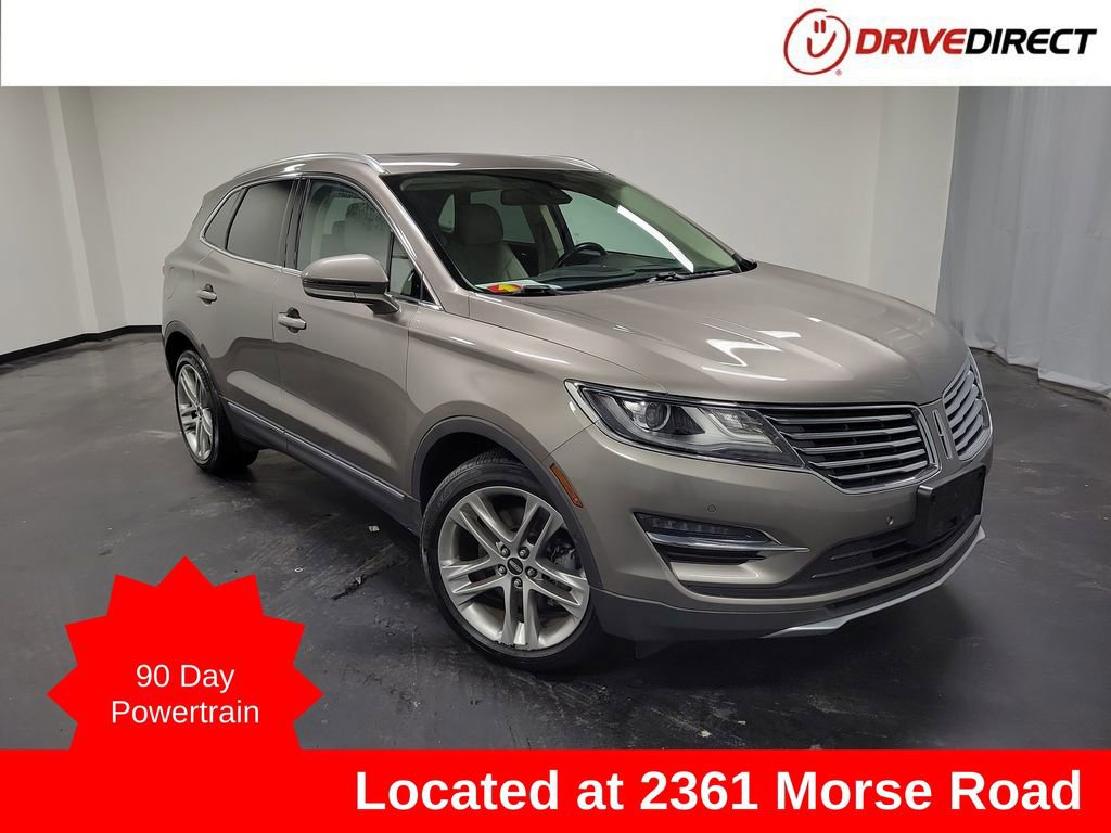 Used 2017 Lincoln MKC Reserve image 1