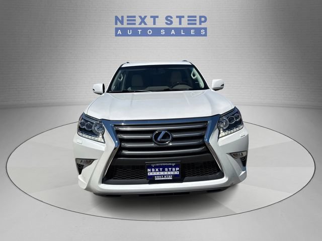 Used 2018 Lexus GX 460 Premium w/ Premium Package AWD/4WD image 2