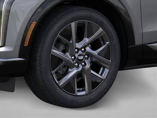 New 2026 Cadillac Optiq Luxury 1 RWD image 9