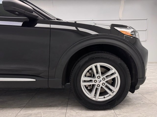 Used 2023 Ford Explorer XLT w/ Equipment Group 202A image 13