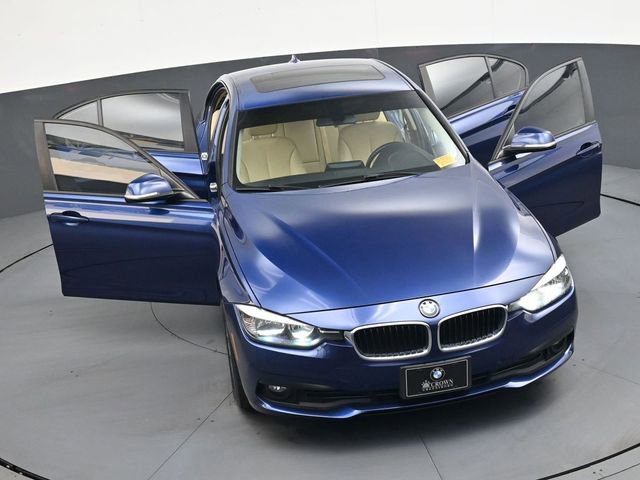 Used 2017 BMW 320i xDrive Sedan image 41
