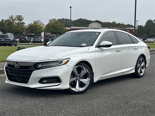 Used 2020 Honda Accord Touring image 1