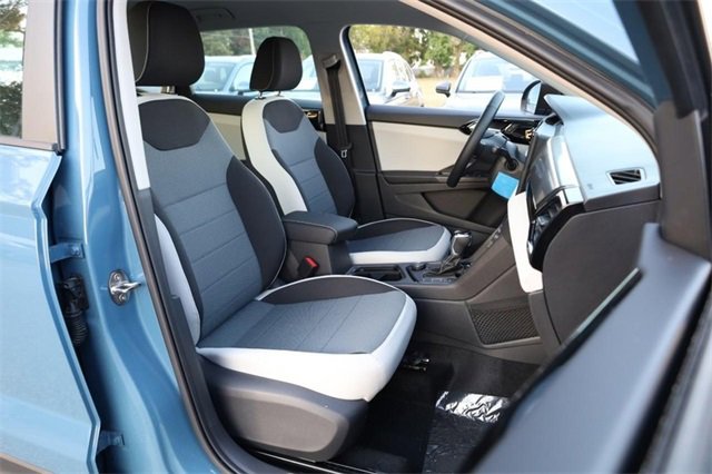 New 2025 Volkswagen Taos S image 23