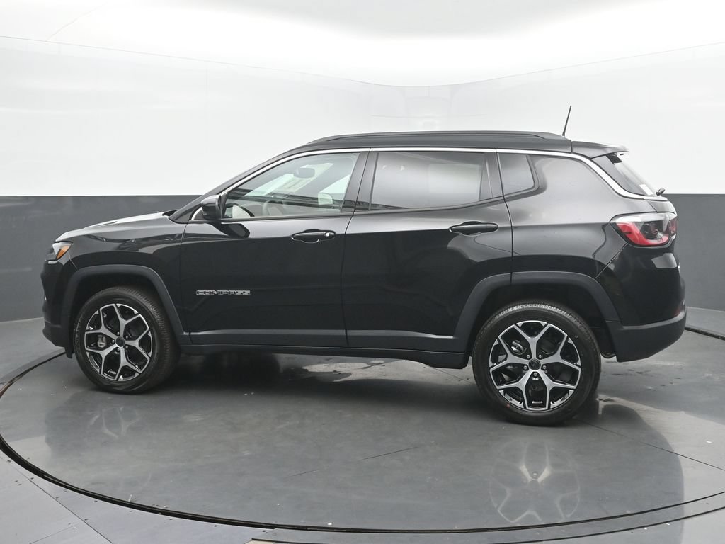 New 2026 Jeep Compass Limited AWD/4WD image 3