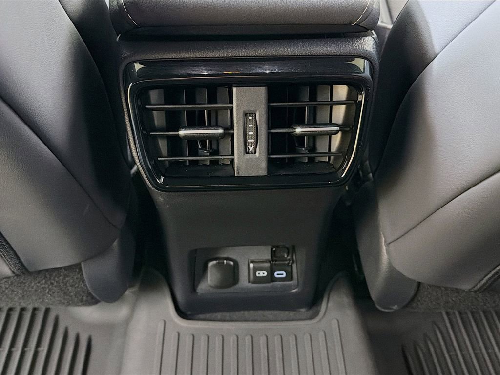 Used 2025 Lexus NX 350 F Sport image 38