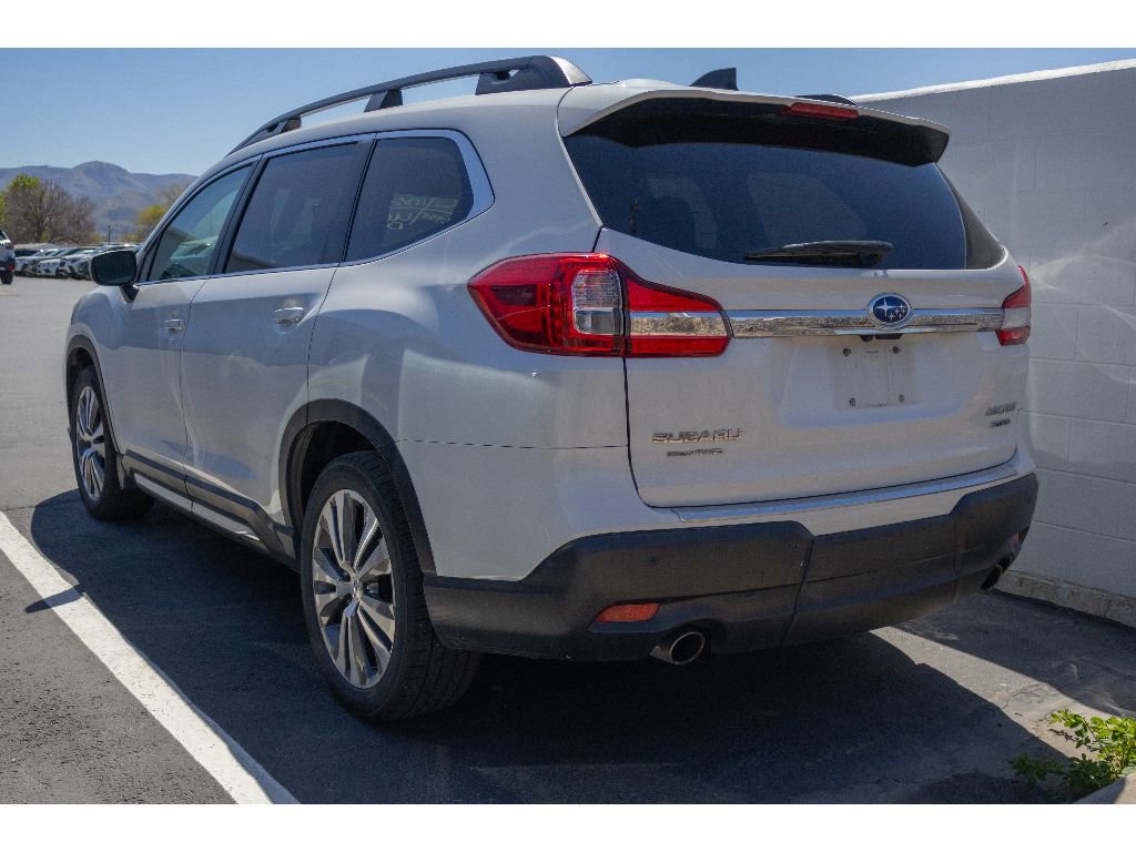 Used 2020 Subaru Ascent Limited w/ Technology Package AWD/4WD image 3