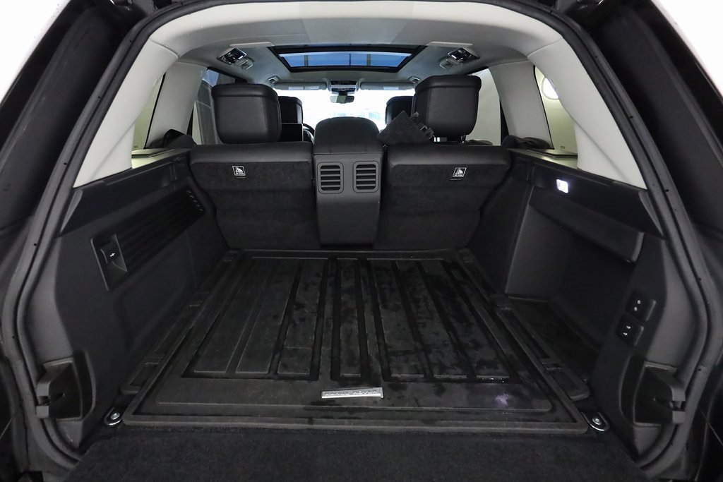 Used 2022 Land Rover Range Rover LWB SV Autobiography image 12