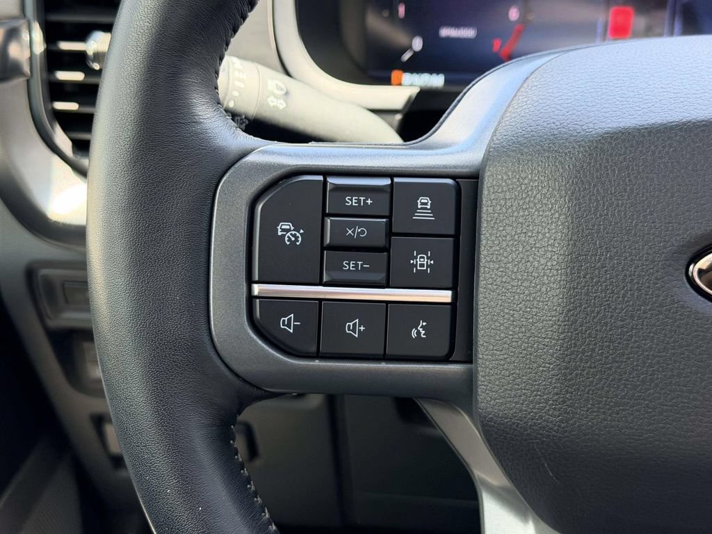 Used 2024 Ford F150 Lariat AWD/4WD image 9
