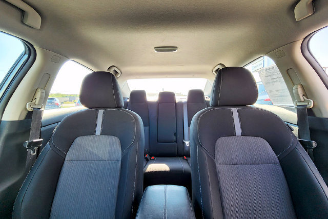 Used 2022 Nissan Sentra SV FWD image 19