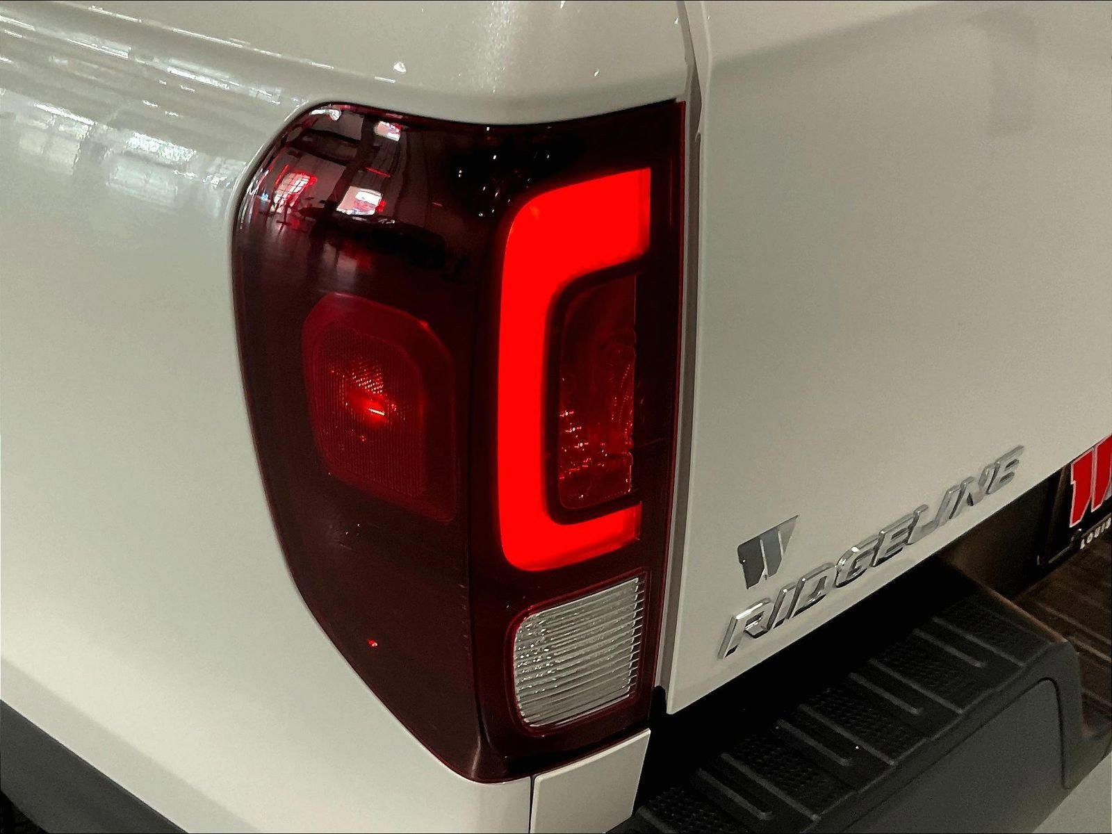 Used 2021 Honda Ridgeline Sport image 23