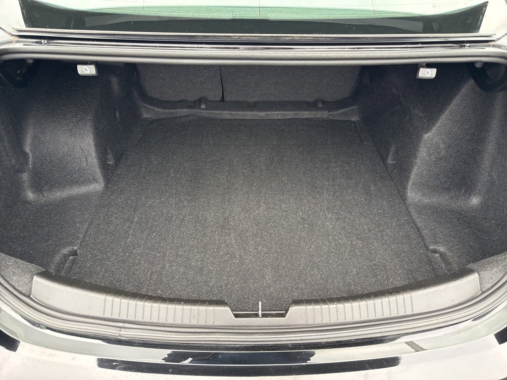 Used 2024 Chevrolet Malibu LT image 17