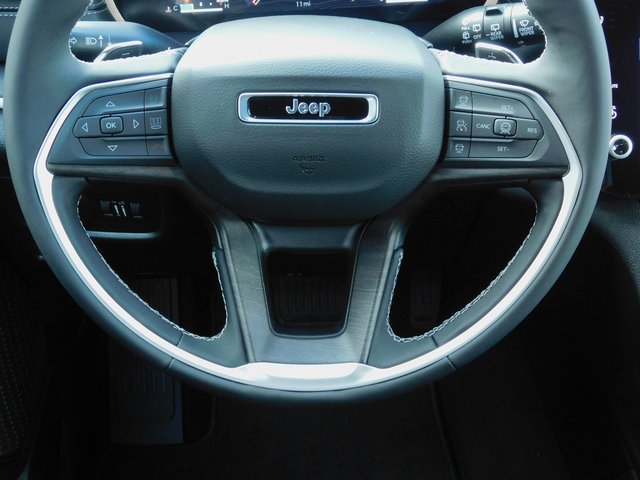 New 2026 Jeep Grand Cherokee Altitude AWD/4WD image 7