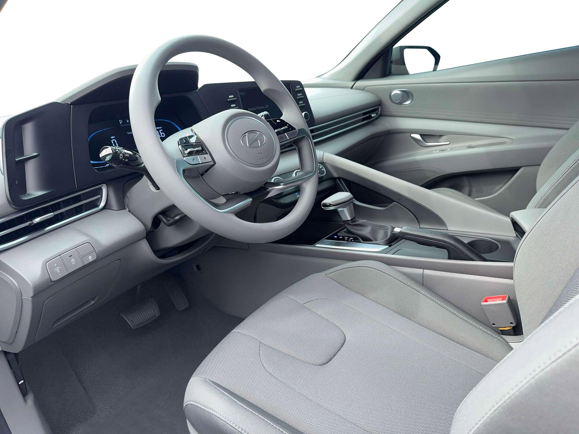 New 2026 Hyundai Elantra SE FWD image 14