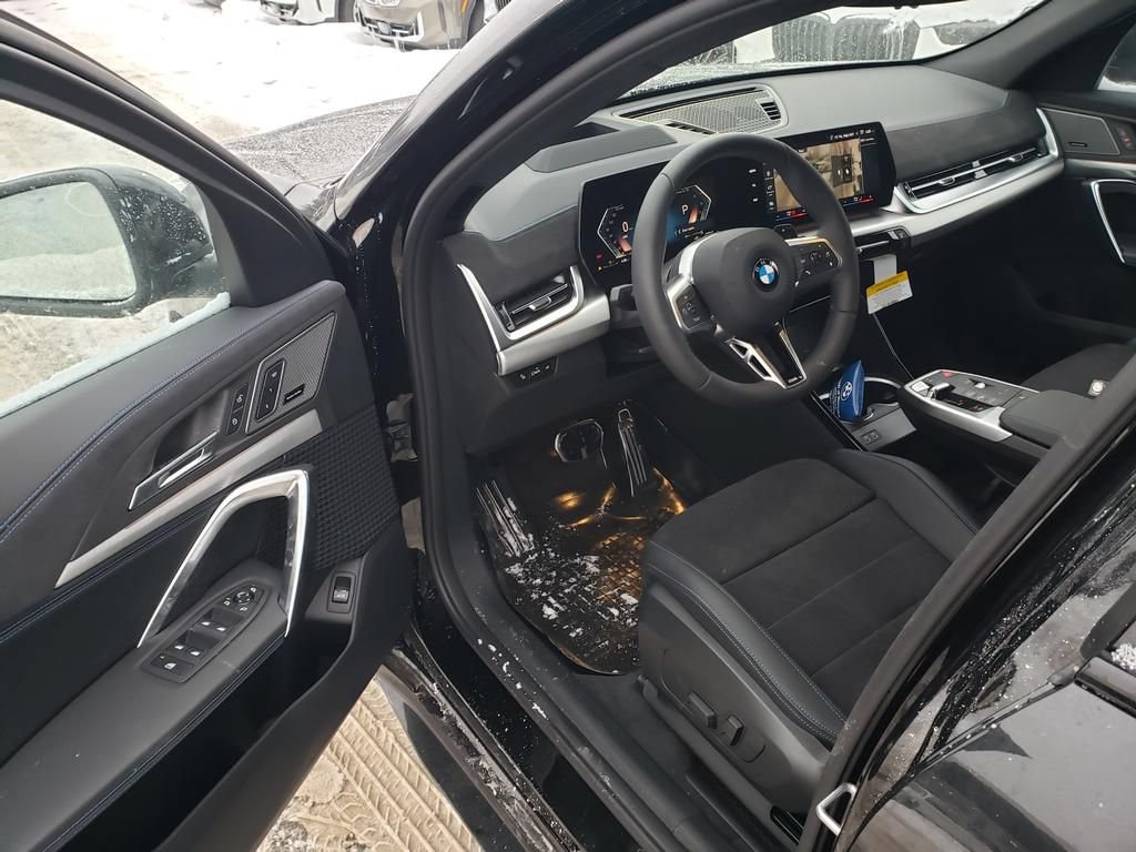 New 2026 BMW X2 xDrive28i w/ Technology Package AWD/4WD image 6