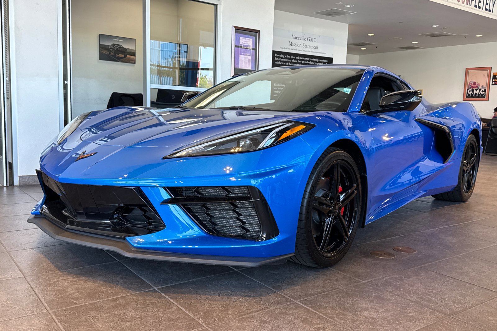 Used 2023 Chevrolet Corvette Stingray Premium Cpe w/ Z51 Performance Package RWD image 9