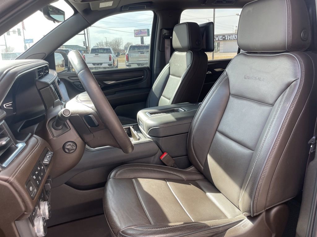 Used 2024 GMC Yukon XL Denali w/ Advanced Technology Package AWD/4WD image 66