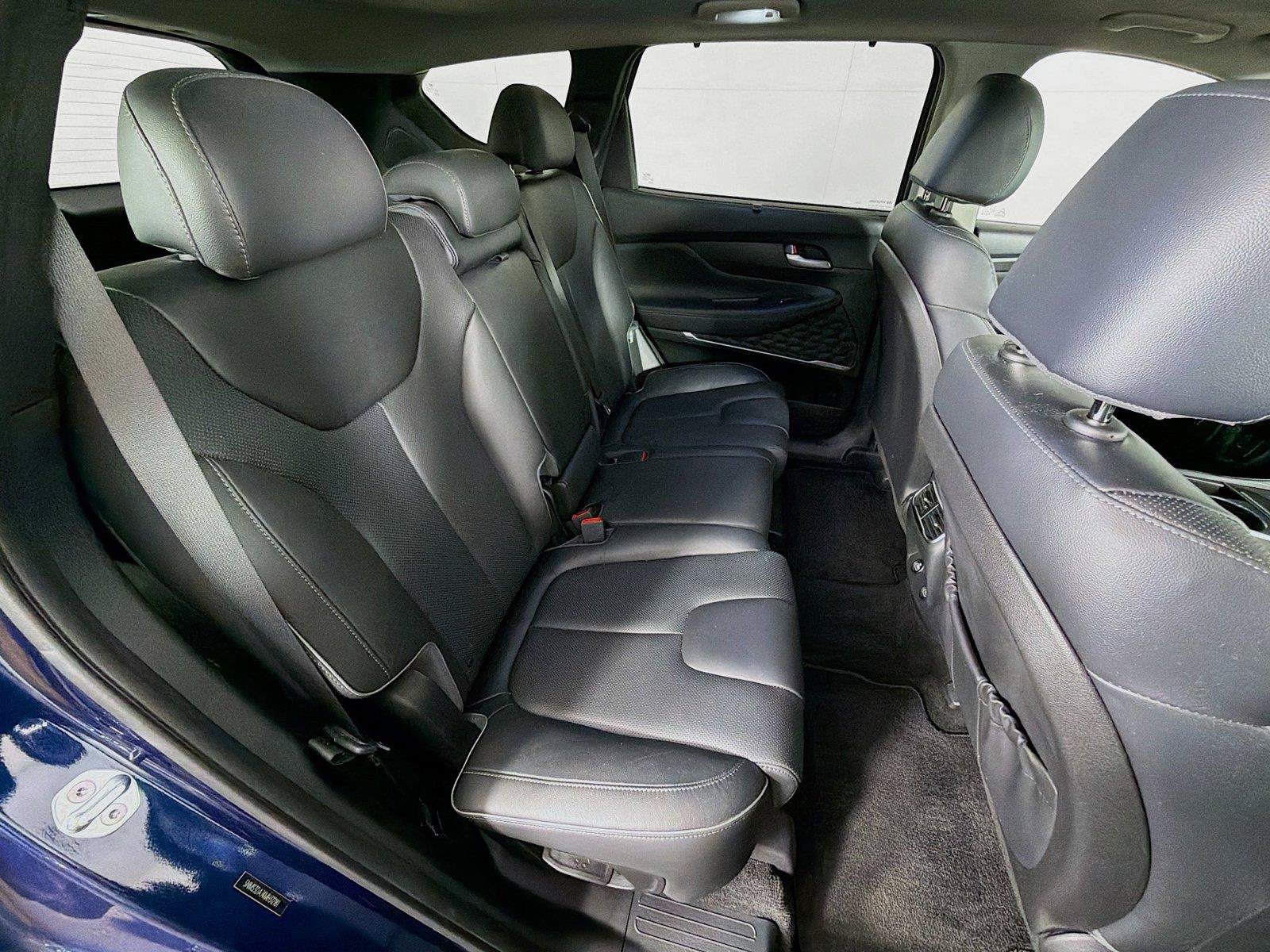 Used 2021 Hyundai Santa Fe SEL w/ Convenience + Premium Package AWD/4WD image 30