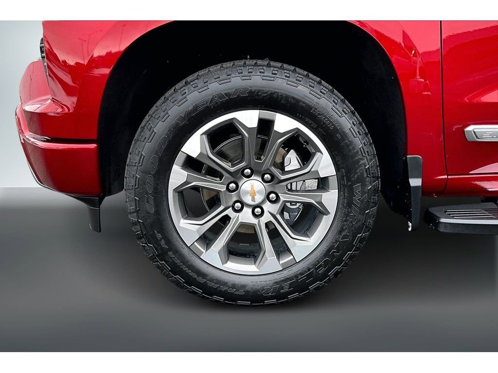 Used 2025 Chevrolet Silverado 1500 High Country w/ Technology Package image 35