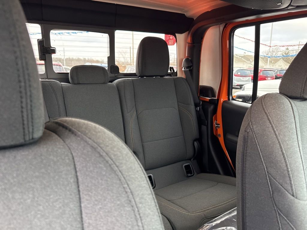 New 2025 Jeep Gladiator Sport image 52