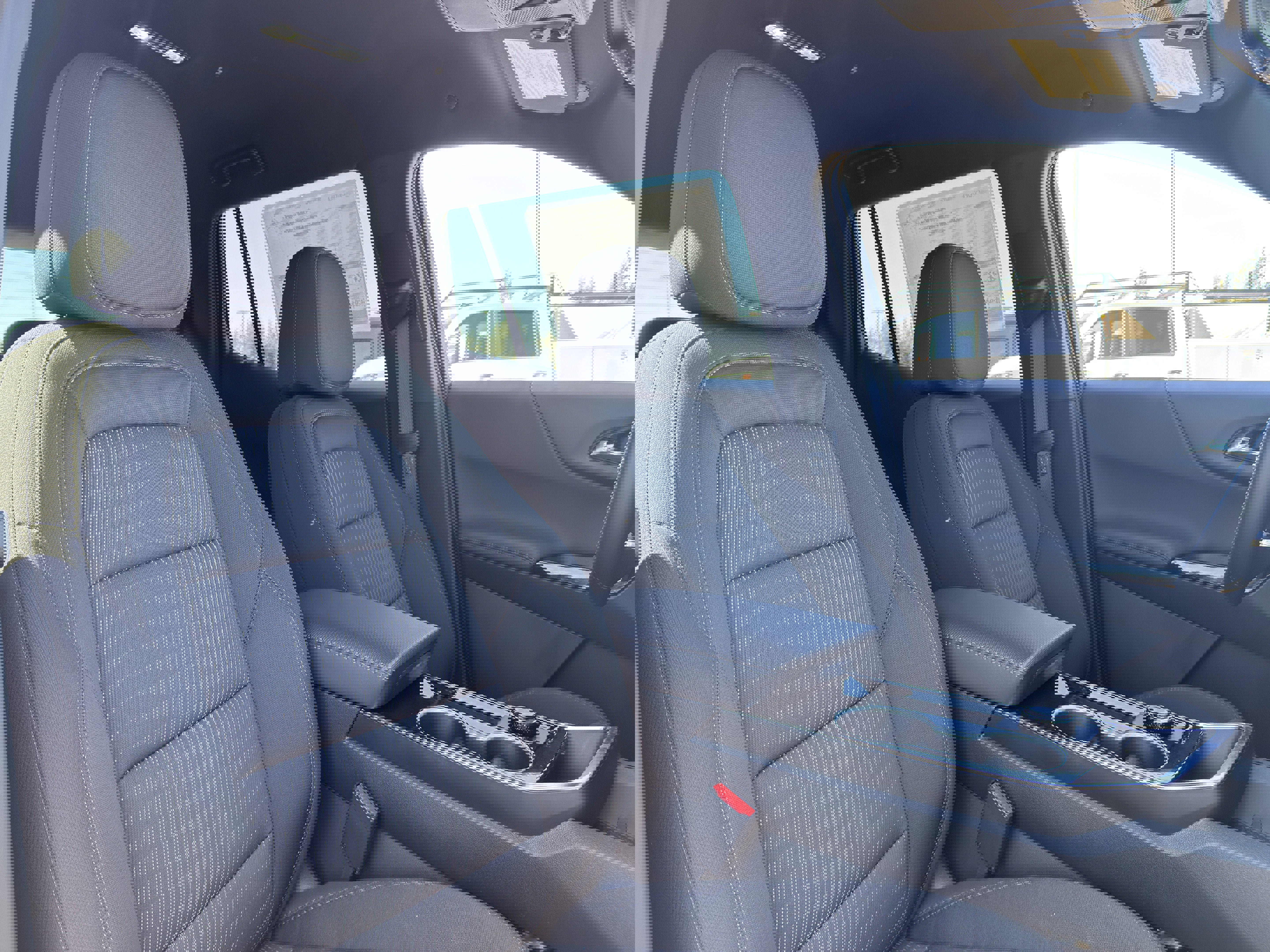 New 2026 Chevrolet Equinox LT w/ Safety and Technology Package AWD/4WD image 21