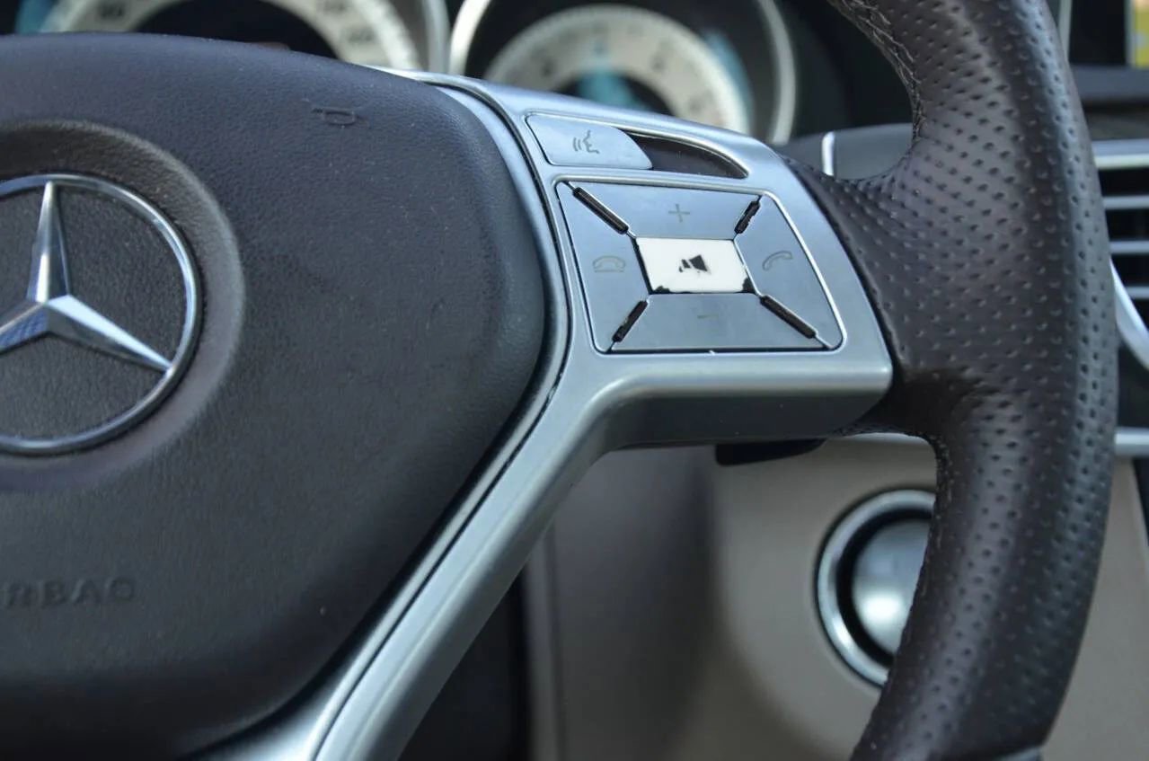 Used 2015 Mercedes-Benz E 350 Sedan image 28