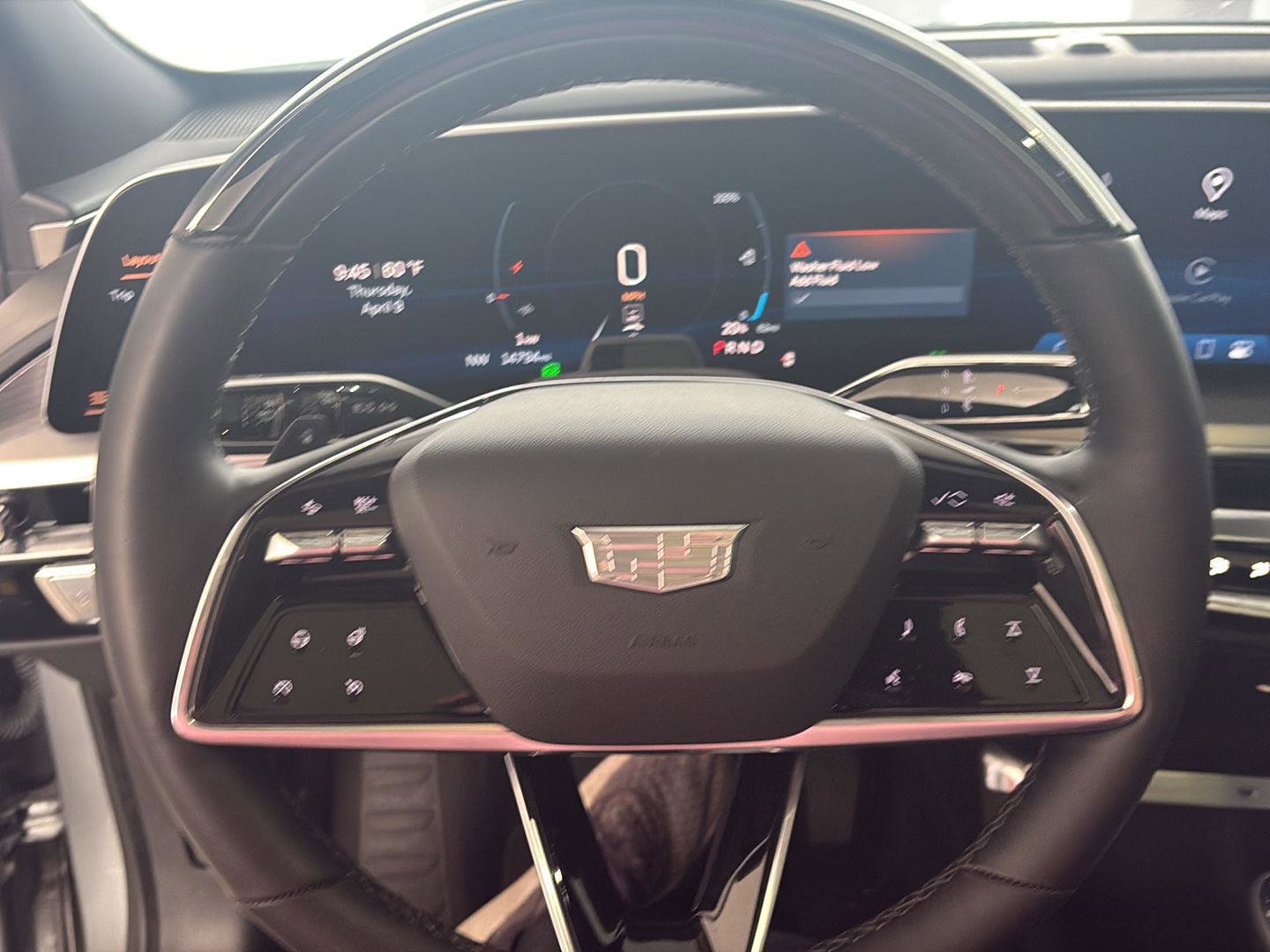 Used 2024 Cadillac Lyriq Sport image 12