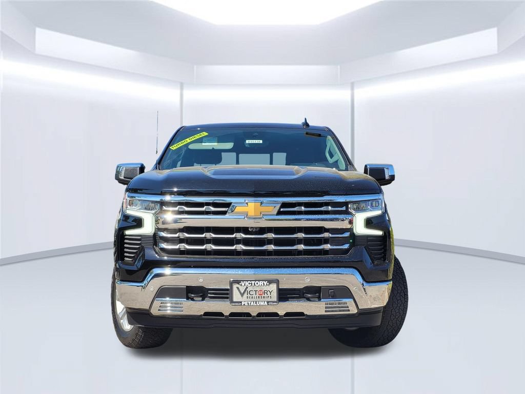 Used 2025 Chevrolet Silverado 1500 LTZ w/ LTZ Premium Package AWD/4WD image 2