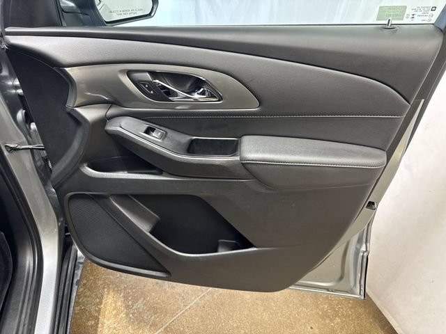 Certified 2023 Chevrolet Traverse LT FWD image 29