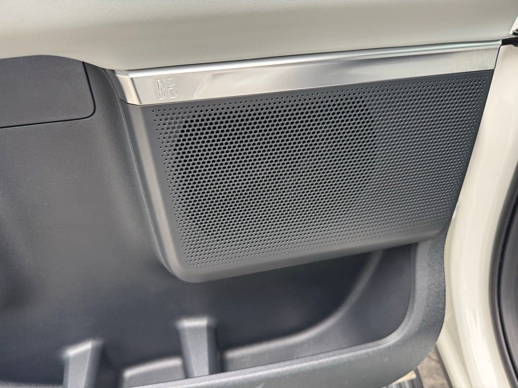 Used 2025 Ford Expedition Platinum w/ Platinum Ultimate Package image 18