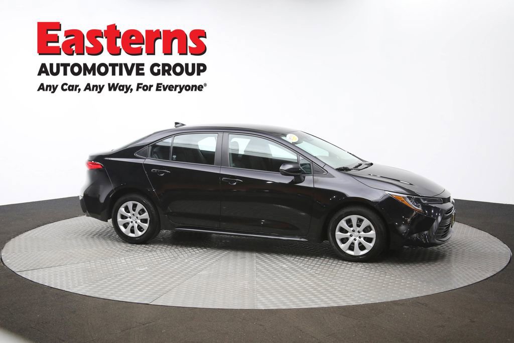 Used 2023 Toyota Corolla LE image 45