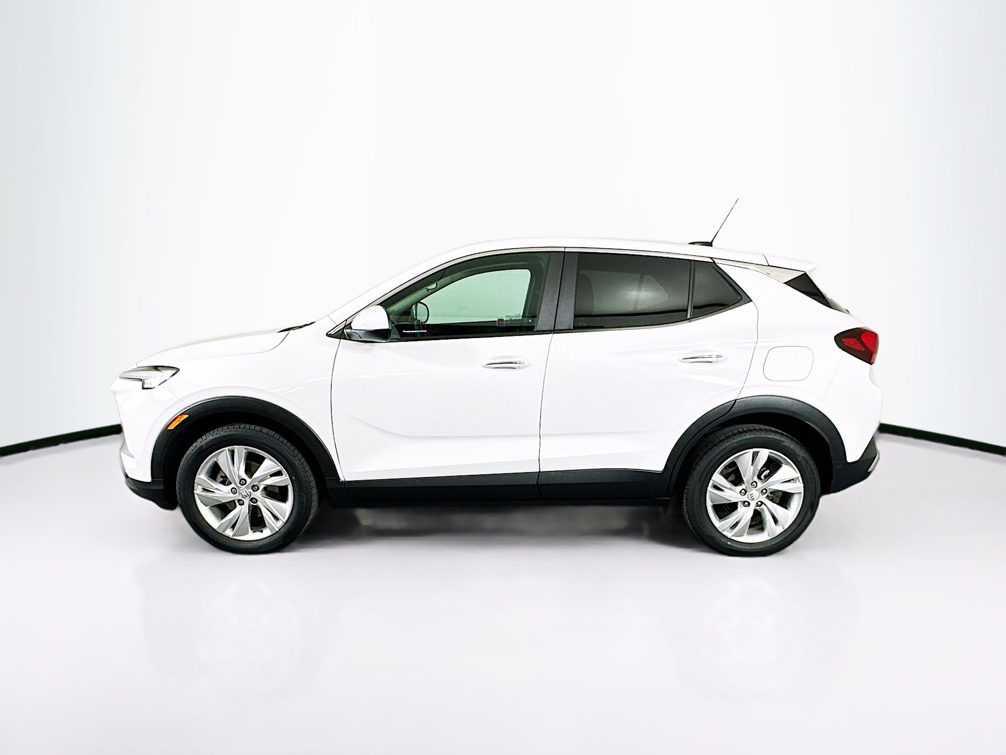 Used 2024 Buick Encore GX Preferred image 4