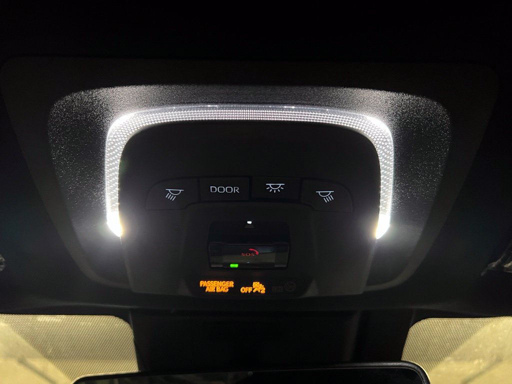 New 2027 Toyota C-HR w/ ALL Weather Mat Package (TMS) AWD/4WD image 26
