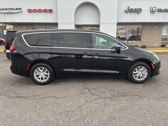 New 2026 Chrysler Voyager LX FWD image 8
