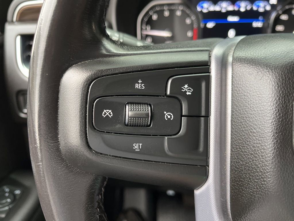 Used 2021 GMC Yukon XL SLE image 32