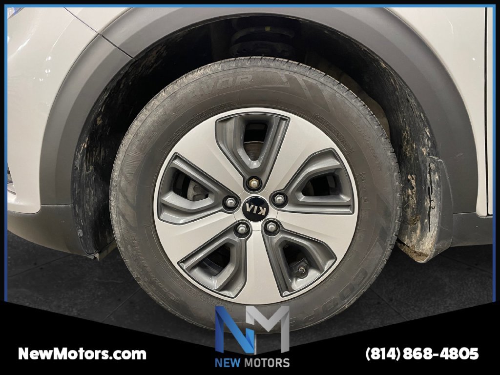 Used 2020 Kia Niro LX FWD image 14