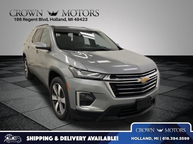 Used 2023 Chevrolet Traverse LT w/ LT Premium Package AWD/4WD image 1