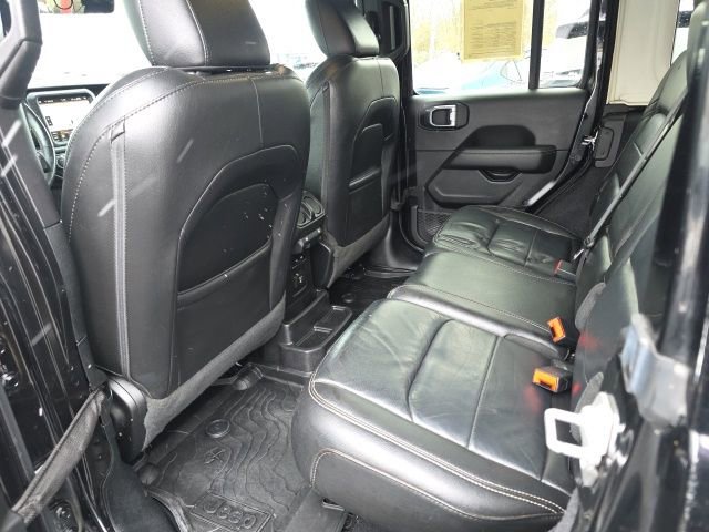 Used 2020 Jeep Wrangler Unlimited Sahara image 15