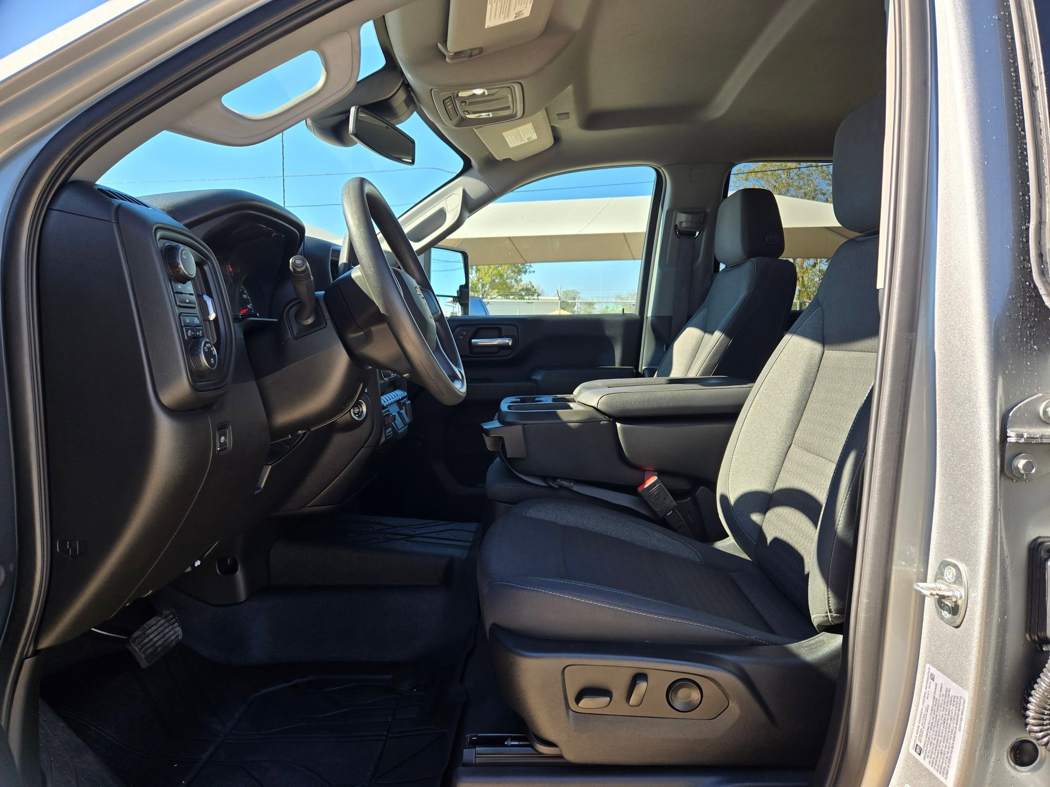 Certified 2024 Chevrolet Silverado 2500 Custom w/ Custom Value Package image 9