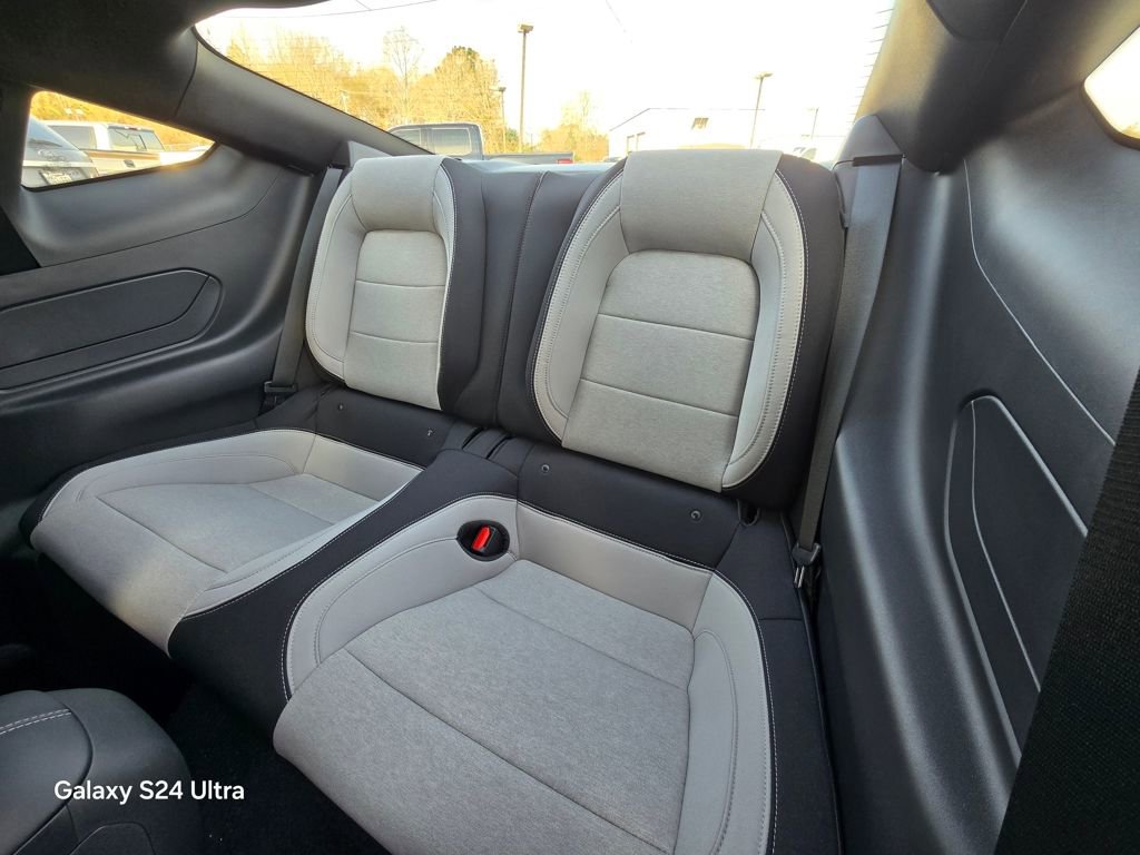 Used 2024 Ford Mustang EcoBoost image 12