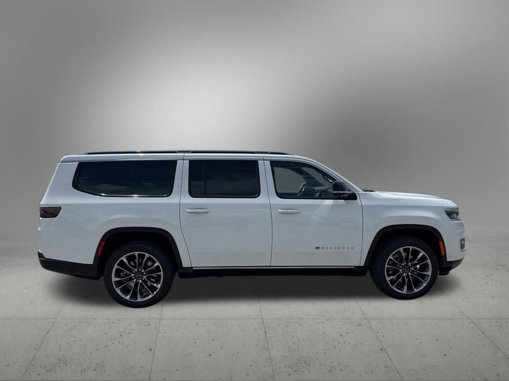 New 2025 Jeep Wagoneer L Series III w/ Premium Group I image 10
