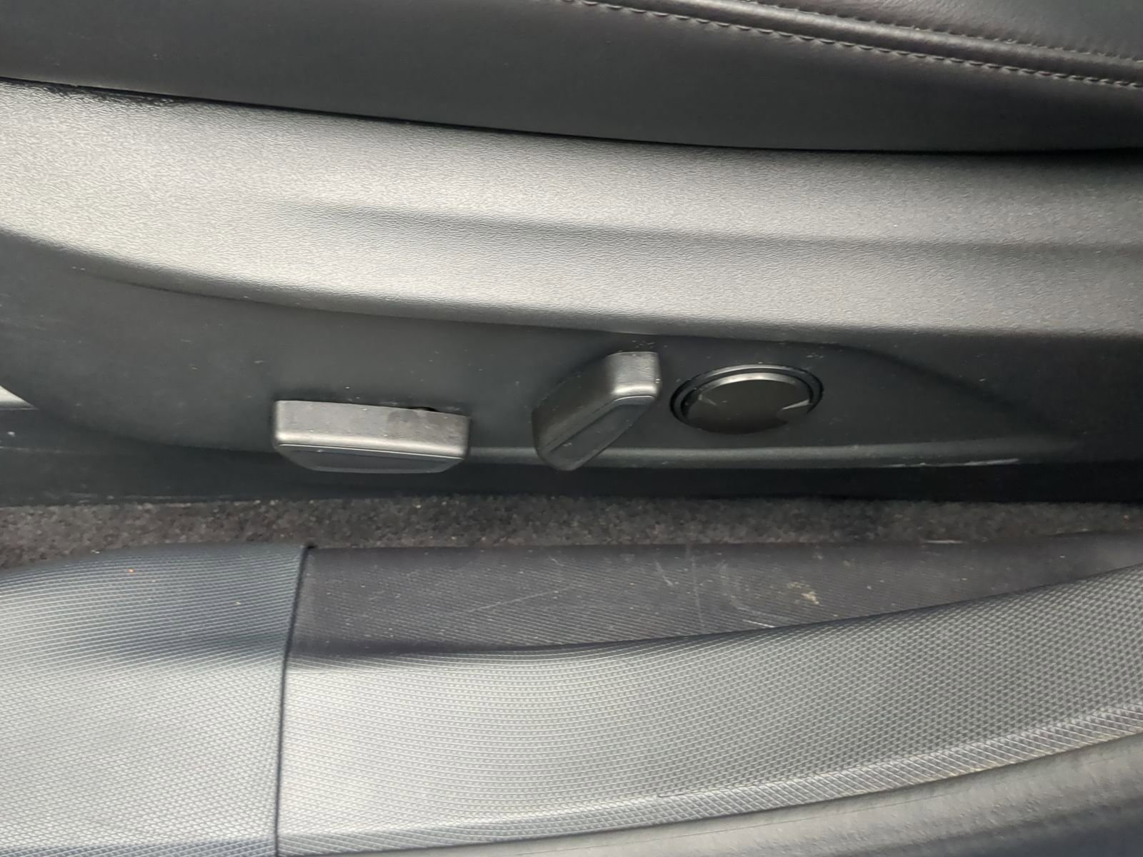 Certified 2022 Ford Mustang Mach-E Premium image 21